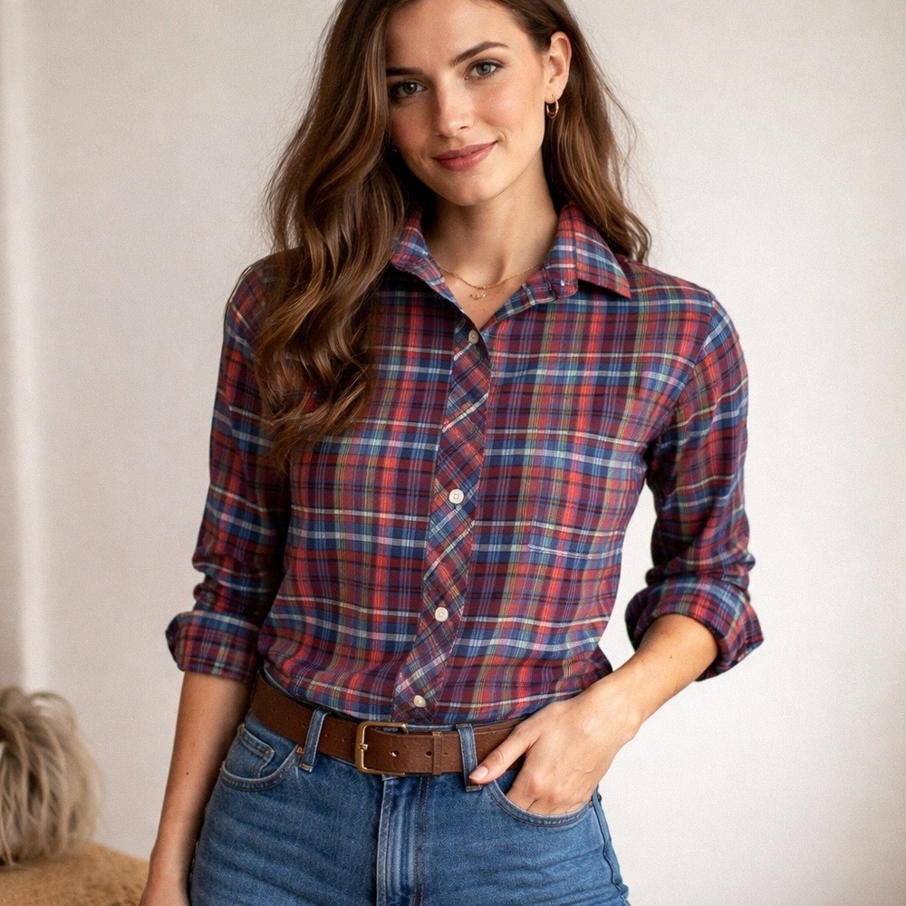 Vintage Shapely Plaid Button Up Shirt Red Blue Preppy Cottagecore‎ Size S
